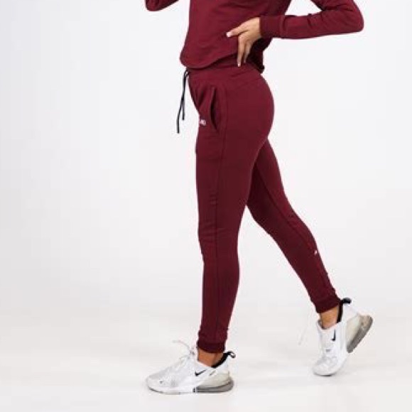 LAKI Active Alta Joggers in Sangria - Picture 3 of 10